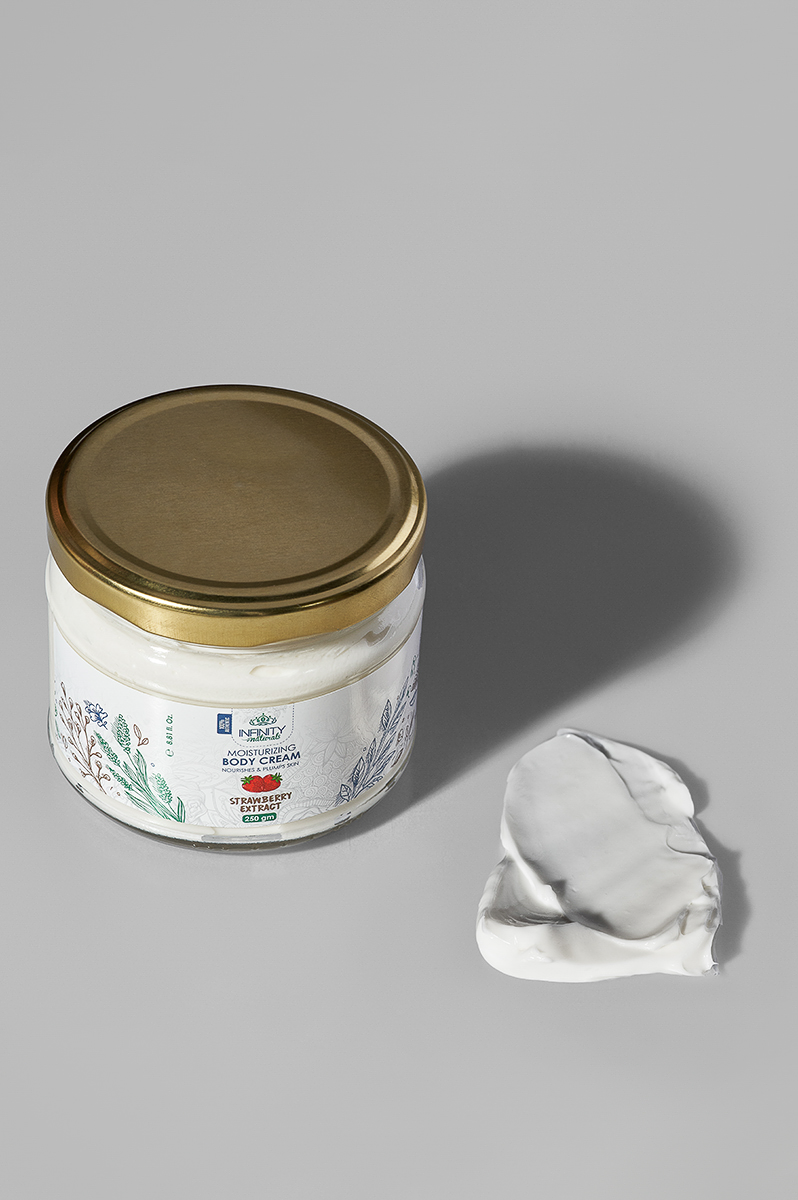 Moisturizing Body  Cream Strawberry Extract