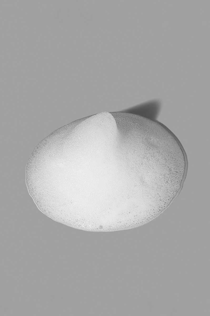 Infinity Whitening Cleansing Foam